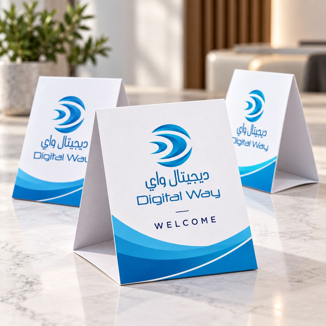 بطاقات طاولة قائمة، نموذج على علامة تجريبية